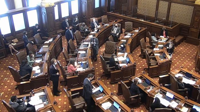 700700p718EDNmainimg-SENATE-05271.jfif